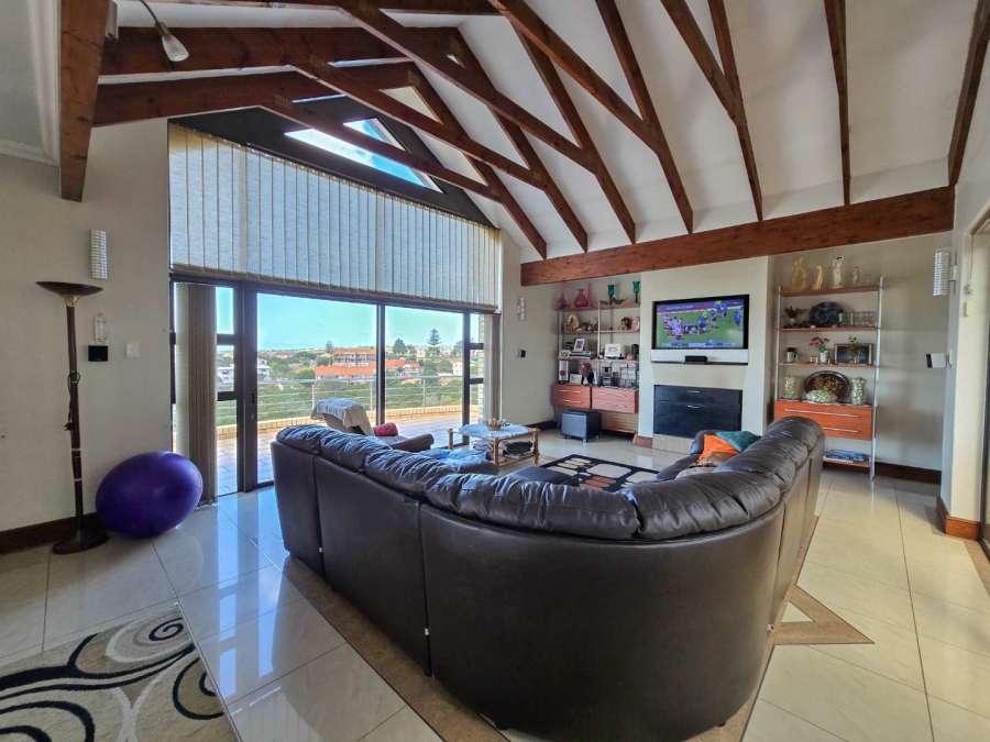 4 Bedroom Property for Sale in Stilbaai Wes Western Cape